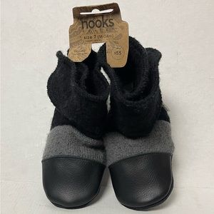 Brand New Nooks Boy’s Handmade Bootie Moccasins Size 7 (18-24M)